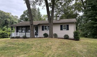 42 Briarwood Dr, Old Saybrook, CT 06475