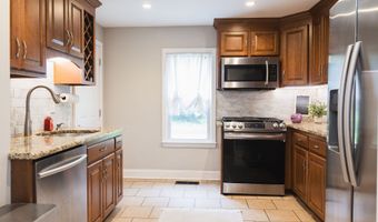 23 Glendale Ave, Berlin, CT 06037