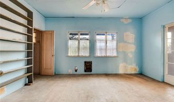 585 Mountain View St, Altadena, CA 91001