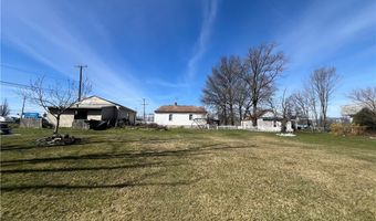 215 N Leavitt Rd, Amherst, OH 44001