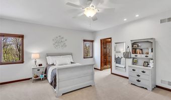 118 Lakeland Dr, Adams Twp., PA 16046