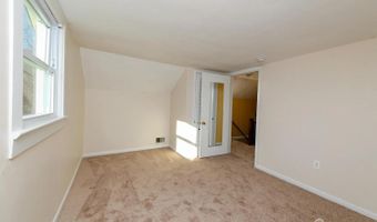 2 Woodbrook Dr, Aberdeen, NJ 07747