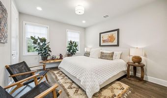 14932 Oak St, Addison, TX 75001