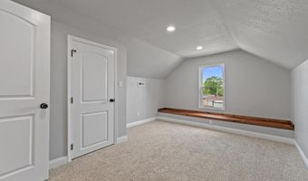 1241-41 R McComas Ave, Barboursville, WV 25504