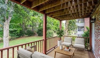 15 Spinney St 1, Boston, MA 02132