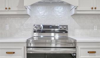 1608 Truman Dr, Altus, OK 73521