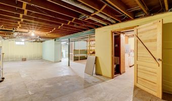 227 Glendale Dr, Bristol, CT 06010