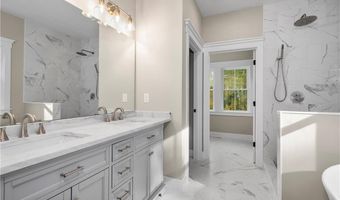 369 Huntinghouse Rd, Glocester, RI 02857