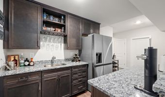 6403 HILLVIEW Ave, Alexandria, VA 22310