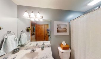 114 Chaudoin Dr, Angola, IN 46703