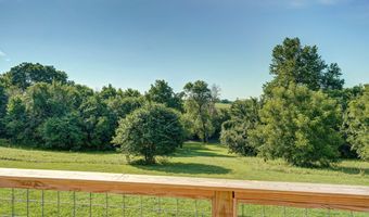 8404 Fossilsaurus Ln, Ash Grove, MO 65604