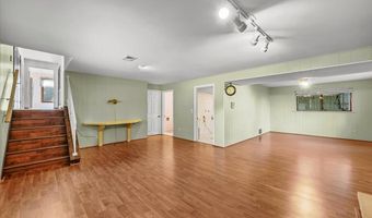602 E Hackberry Dr, Arlington Heights, IL 60004