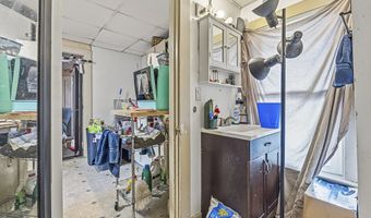 48 Drummond St, Auburn, ME 04210
