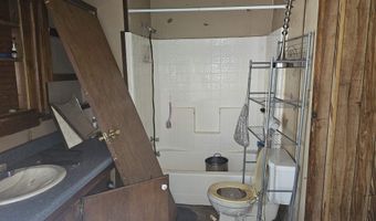 2280 River Rd, Berwick, LA 70342