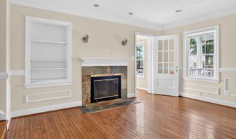 4705 22ND St N, Arlington, VA 22207