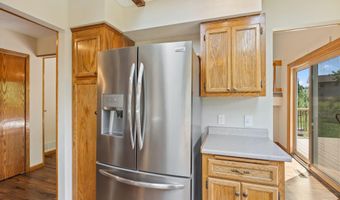 8064 Lower 147th St W, Apple Valley, MN 55124