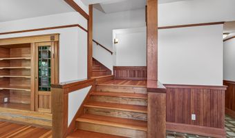 19 Gresham St, Ashland, OR 97520