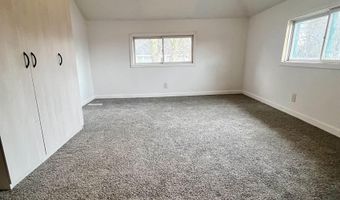 526 Hannah Ave, Alma, MI 48801
