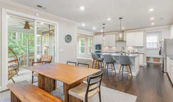 2930 Farmhouse Dr, Apex, NC 27502