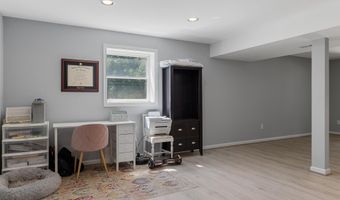 48 MADDOX Ln, Amissville, VA 20106