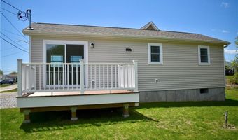 64 Burnside Ave, Narragansett, RI 02882