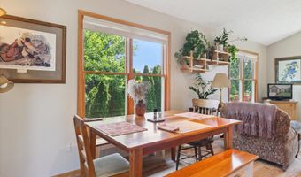 4170 Riverview Dr, Alma, MI 48801
