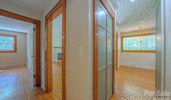 2150 Nc 80 Hwy, Bakersville, NC 28705