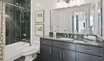1211 13TH St NW 803, Washington, DC 20005
