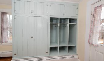 369 Ohio St, Bangor, ME 04401