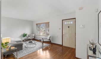 9204 Kit Dr, Affton, MO 63123