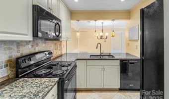 55 Ravencroft Ln, Asheville, NC 28803