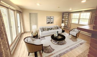 54 Pine Ledge Rd, Bangor, ME 04401