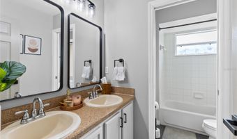 498 WEKIVA CREST Dr, Apopka, FL 32712