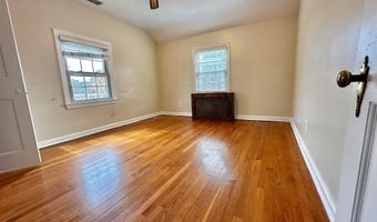2701 13TH St S, Arlington, VA 22204