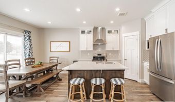 1038 Villa Vista Ln, Ammon, ID 83406
