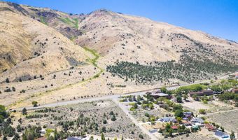 2006 Goldfield Dr, Gardnerville, NV 89410