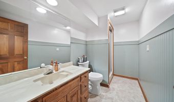 1544 Brookfield Ct, Adrian, MI 49221