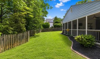 3831 N VERNON St N, Arlington, VA 22207
