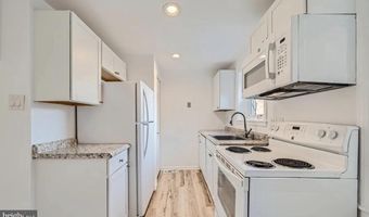 21 S CARROLLTON Ave, Baltimore, MD 21223