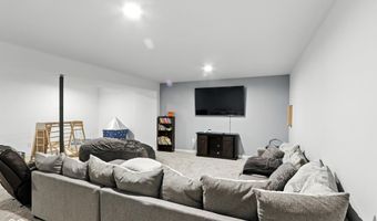 5756 Cherokee Ct, Bargersville, IN 46106