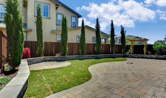 2580 Peterson Creek Dr, Santa Rosa, CA 95403