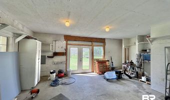 2259 E Laurel St, Atmore, AL 36502