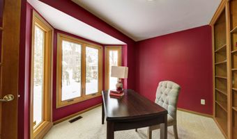 825 Brookside Dr, Ann Arbor, MI 48105