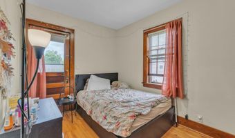 514 Pauline Blvd, Ann Arbor, MI 48103