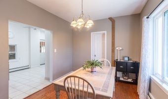 24 Livingston Ave, Andover, NJ 07801