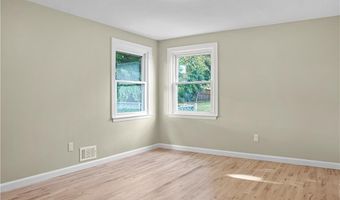 149 Yeoman Ave, Cranston, RI 02920