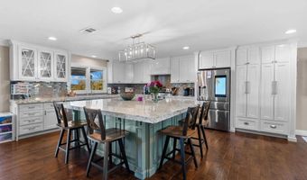 3045 Mary Ln, Escondido, CA 92025