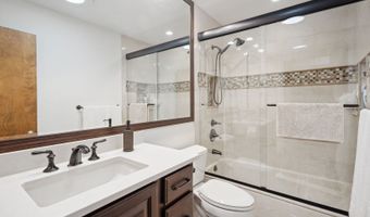1923 N Carlyle Pl, Arlington Heights, IL 60004