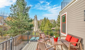 767 Oak St, Ashland, OR 97520