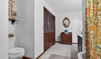 1031 Park Ave, Amherst, OH 44001